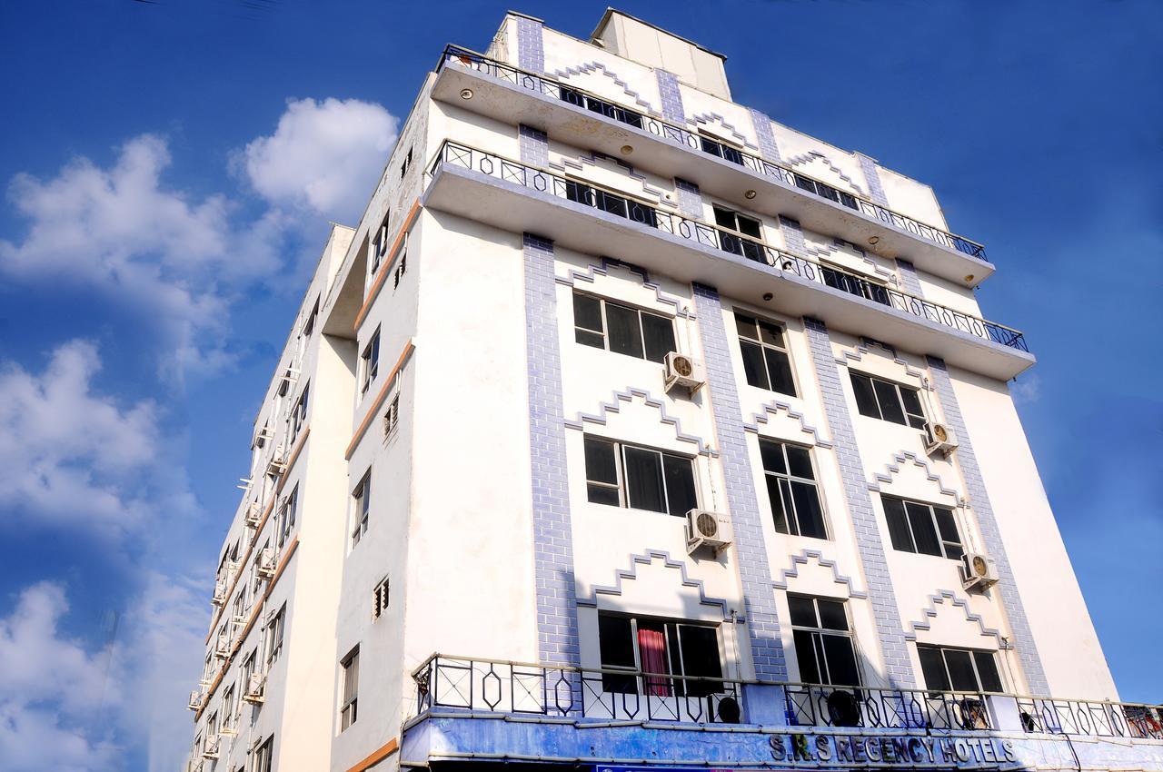 Srs Regency Hotel Anantapur Eksteriør billede