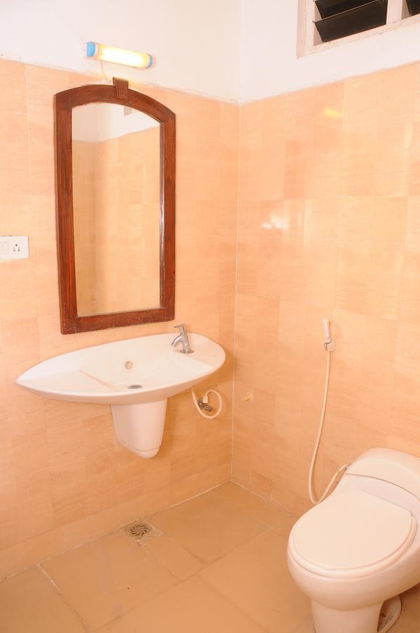 Srs Regency Hotel Anantapur Eksteriør billede