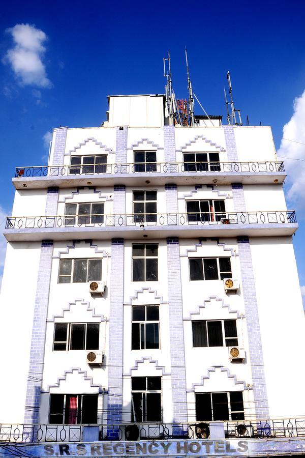 Srs Regency Hotel Anantapur Eksteriør billede